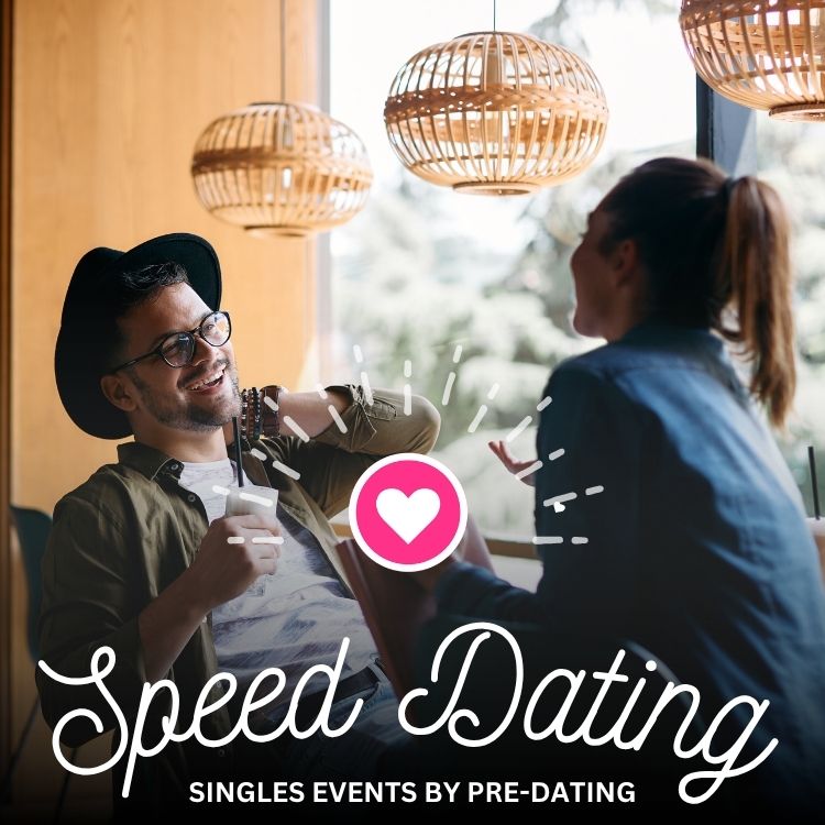 Fort Lauderdale attendees of Speed Dating in Florida enjoying the event!