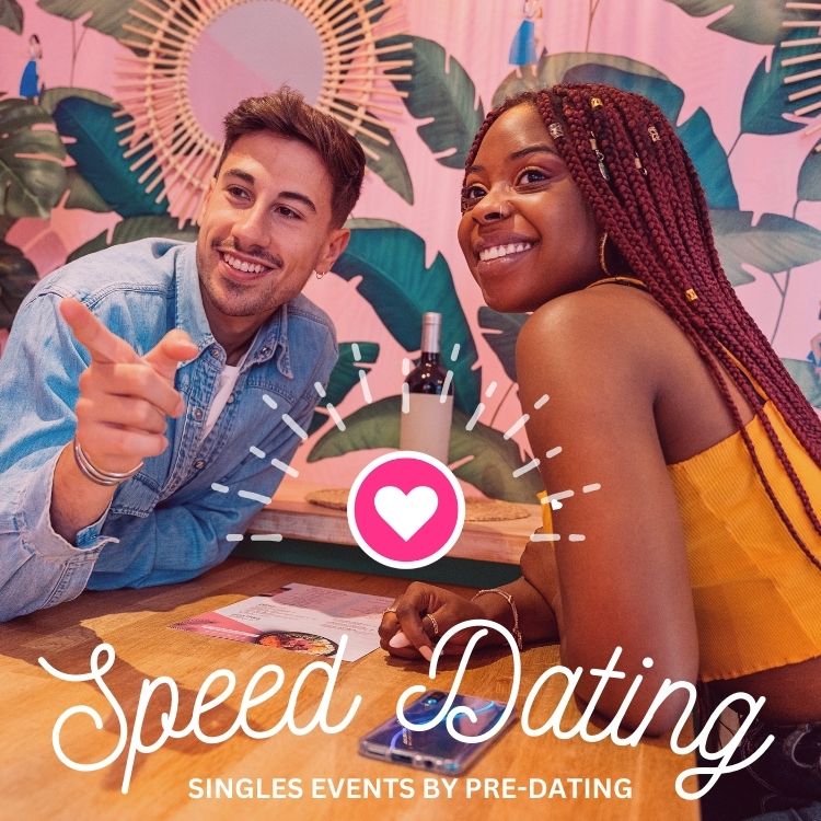 Fort Lauderdale attendees of Speed Dating in Florida enjoying the event!